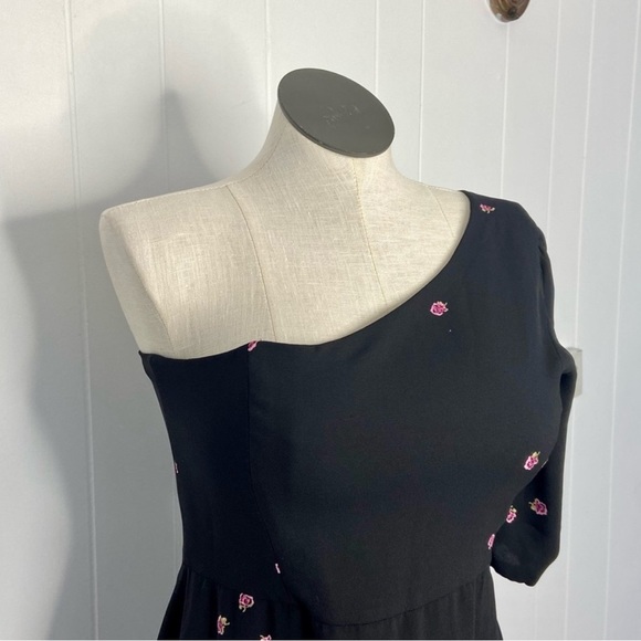 NWT Park & Fifth Carall Mini Dress in Rosebud Women’s Size Large One Shoulder - Picture 3 of 9